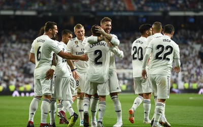 天行电竞焦点-佩洛娃这脚传球像装了GPS